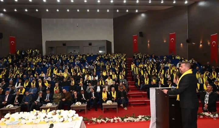BAŞKAN SARI'DAN BAŞKAN BATUR'A TEBRİK