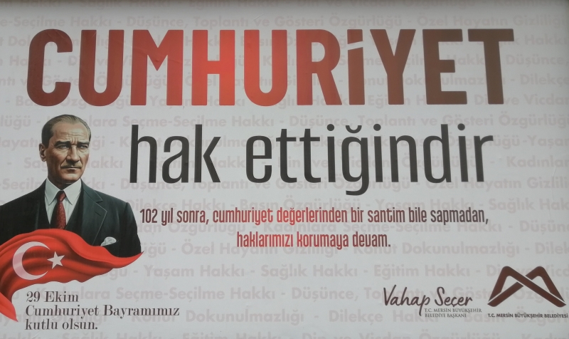 BAŞKAN SEÇER'DEN 29 EKİM CUMHURİYET BAYRAMI MESAJI 