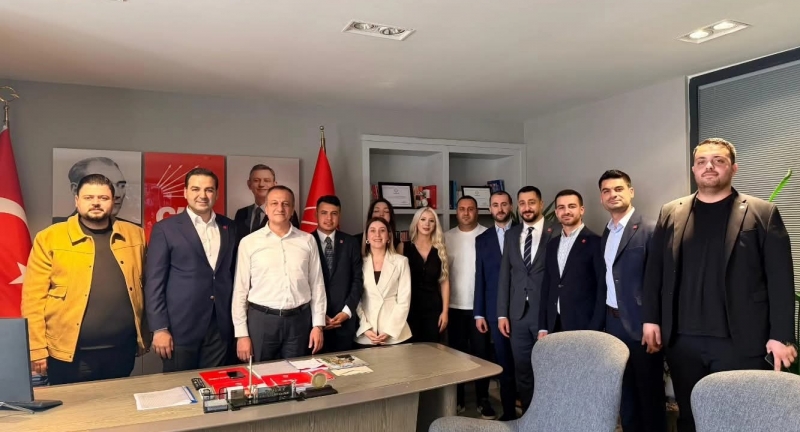CHP GENÇLİK KOLLARI GENEL BAŞKANI CEM AYDIN'DAN CHP MERSİN İL'E ZİYARET