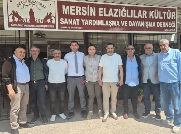 ELAZIĞLILAR DERNEĞİ'NDEN IŞKINLI YUMURTA VE PEYNİRLİ EKMEK 